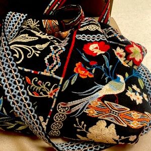 Johnny Was Arvis Embroidered floral hobo bag black linen lining